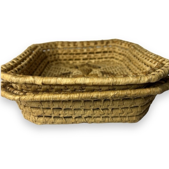 Matching Baskets -Set of 2- Wall Decor Catchall Raffia - Picture 5 of 7